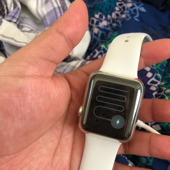 Apple Watch Series 4!! - Picture 5 of 7